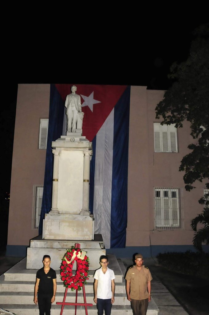 José Martí, homenaje, antorchas, Sancti Spíritus