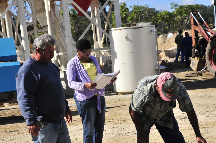 Sancti spiritus, yaguajay, huracán irma, petrocasas, empresa de construcción y montaje, batching plant, hormigón hidraulico