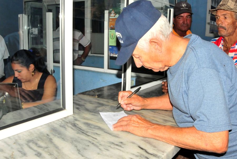 sancti spiritus, correos, correos de cuba, carteros