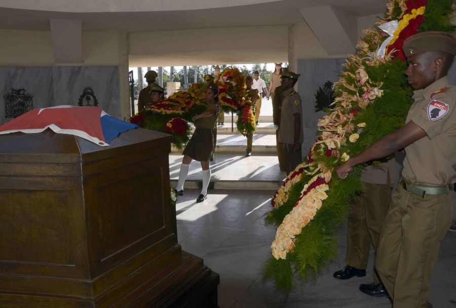 cuba, escuela militar camilo cienfuegos, santa ifigenia, sancti spiritus, jose marti, guerra necesario