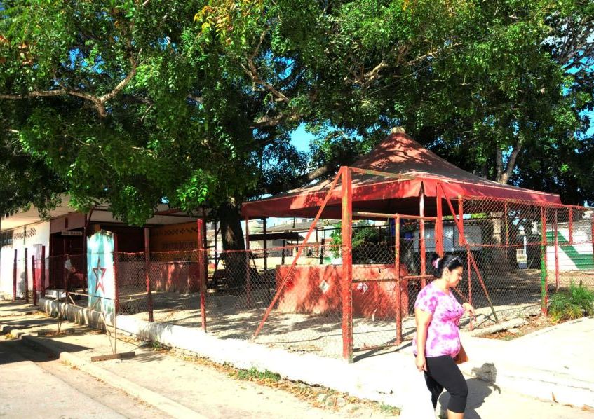 Carpa Roja, Cabaiguán