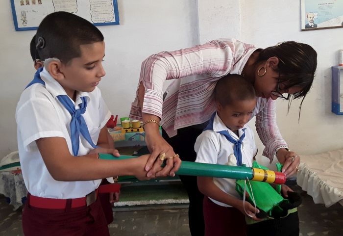 sancti spiritus, educacion especial, instructora de arte, enseñanza especial