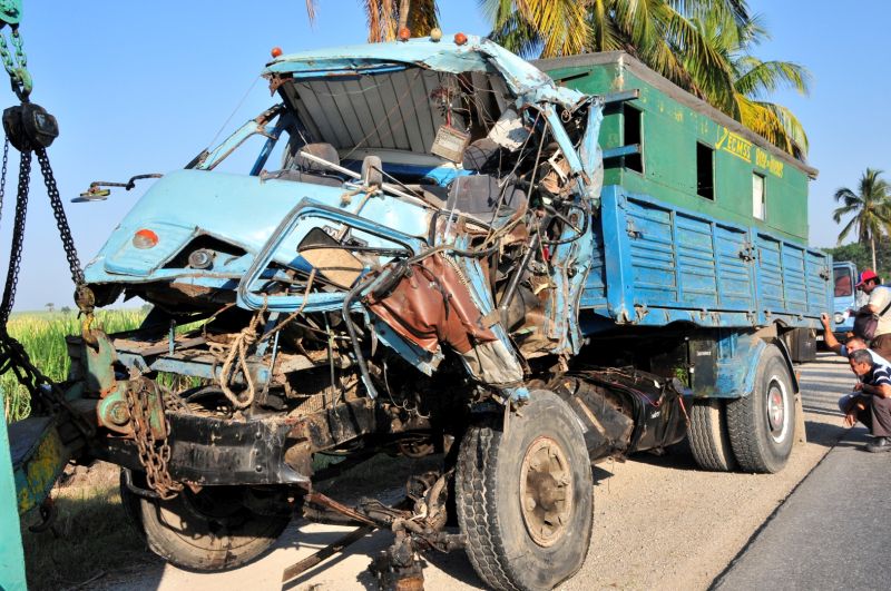 sancti spiritus, accidente de transito, muertos, lesionados, cabaiguan