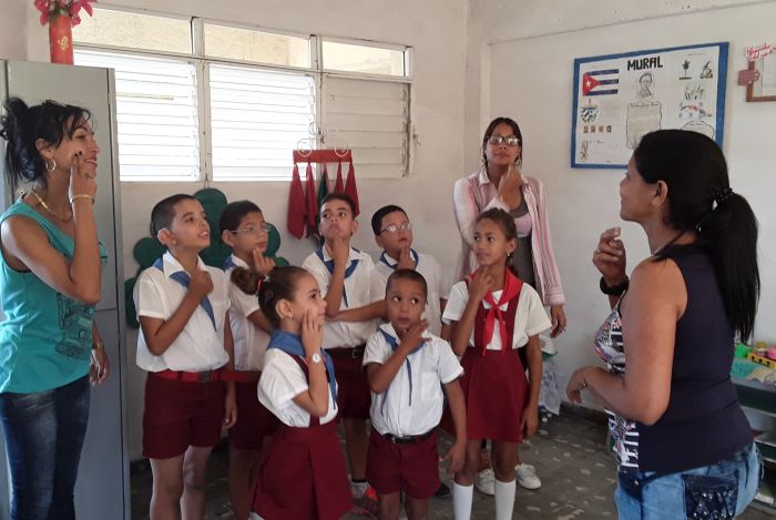 sancti spiritus, educacion especial, instructora de arte, enseñanza especial