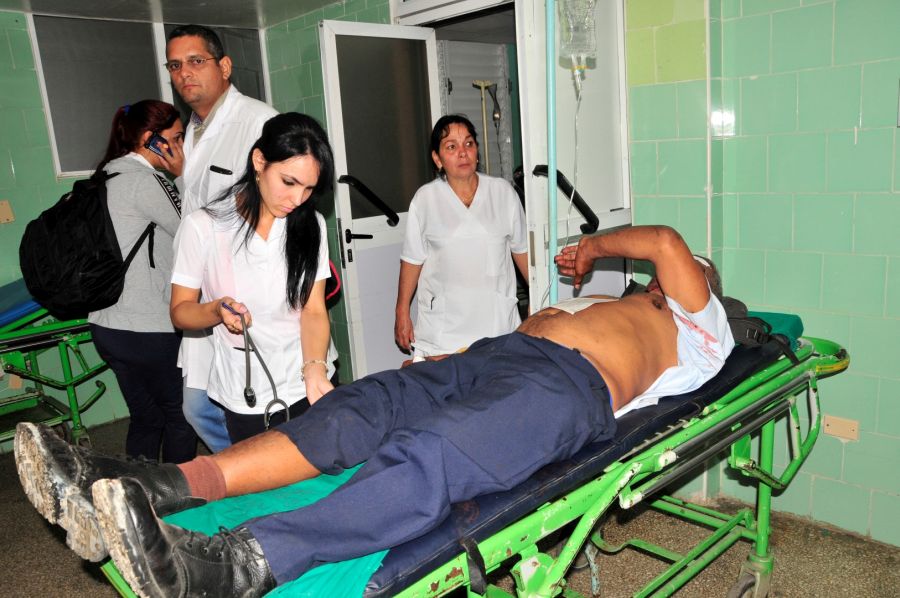 sancti spiritus, accidente de transito, muertos, lesionados, cabaiguan, hospital provincial camilo cienfuegos