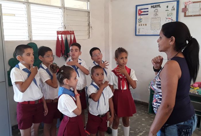 sancti spiritus, educacion especial, instructora de arte, enseñanza especial