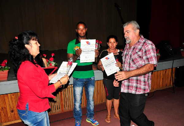 sancti spiritus, partido comunista de cuba, periodico escambray, escuela del partido