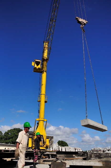 sancti spiritus, empresa de construcción y montaje, gran panel, hormigón hidráulico, materiales de la construcción