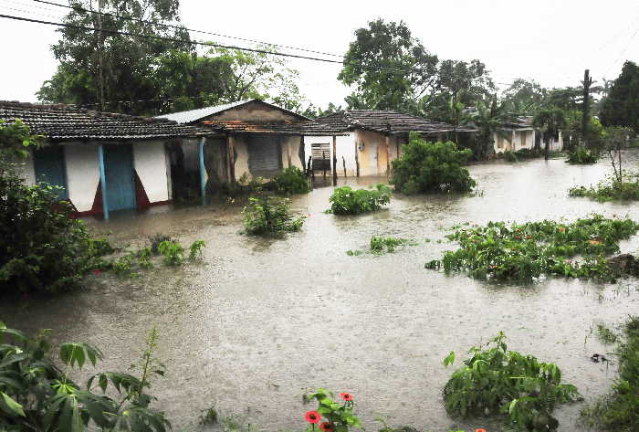 sancti spiritus, lluvias, rio zaza, comunidades, desbordamiento de rios