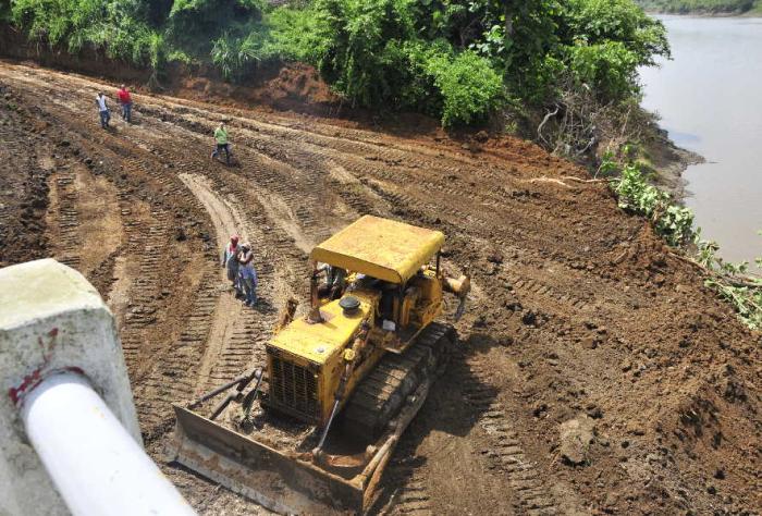 sancti spiritus, zaza del medio, puente zaza, ferrocarril