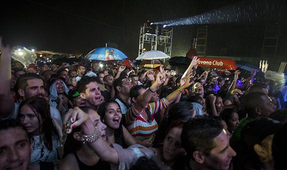 cuba, musica, gente de zona, laura pausini, cultura, Italia