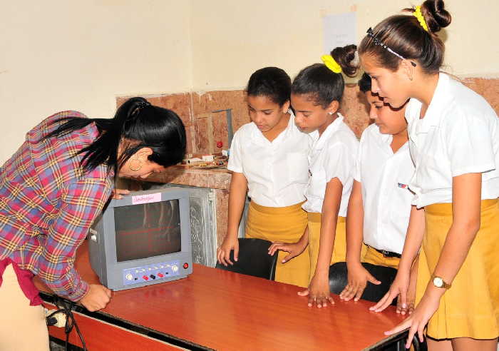 sancti spiritus, tunas de zaza, educacion , transpotacion