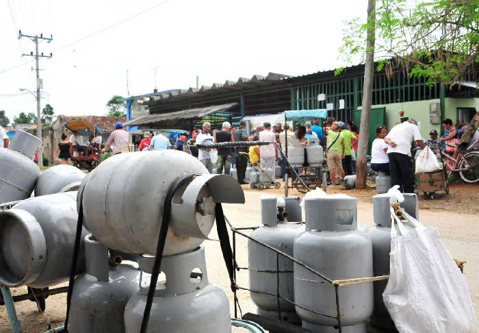 sancti spiritus, venta de gas liberado, refineria sergio soto