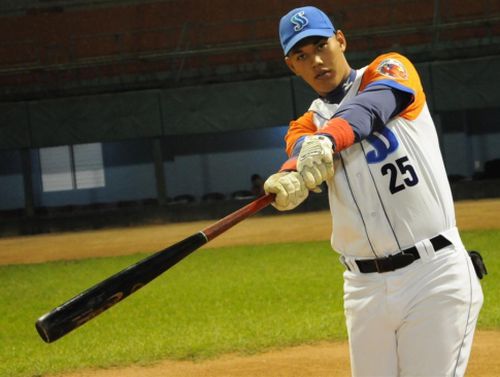 Béisbol. Gallos, Luis Daniel Serrano