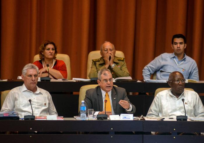 cuba, asamblea nacional del poder popular, miguel diaz-canel, raul castro, parlamento cubano, constitucion de la republica