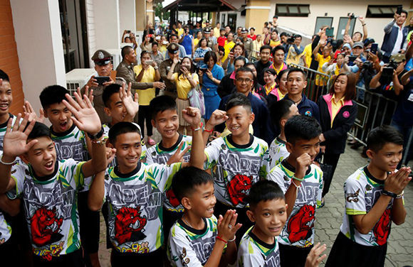 tailandia, niños tailandeses, cueva, rescate