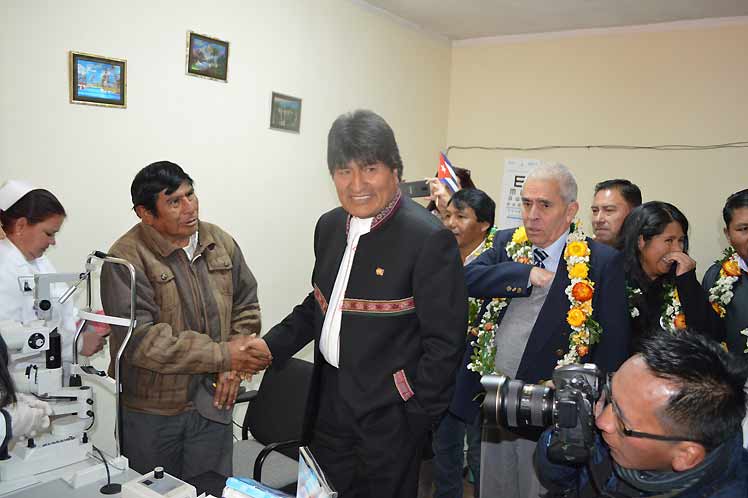 Bolivia. Evo Morales, Operación Milagro