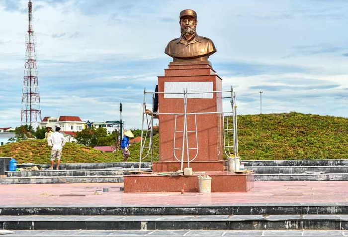 cuba, vietnam, fidel castro, plaza fidel castro