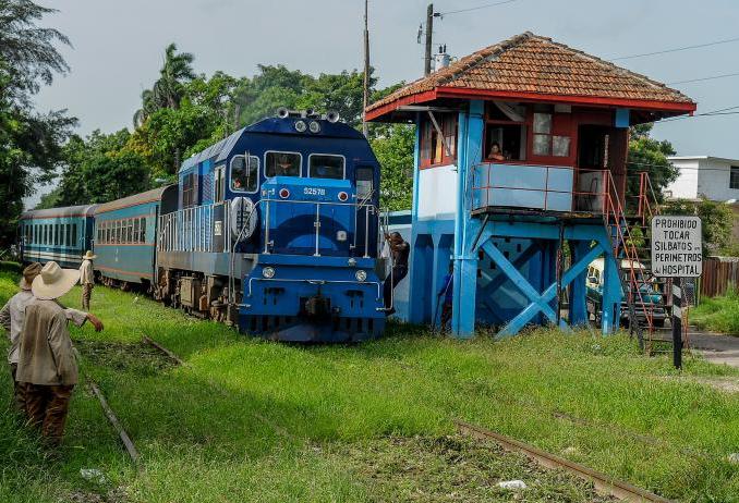 cuba, rusia, ferrocarriles cuba