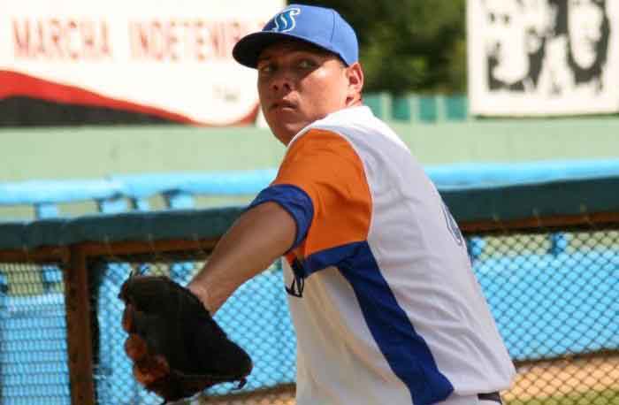 Béisbol, Gallos, Yariel Rodríguez