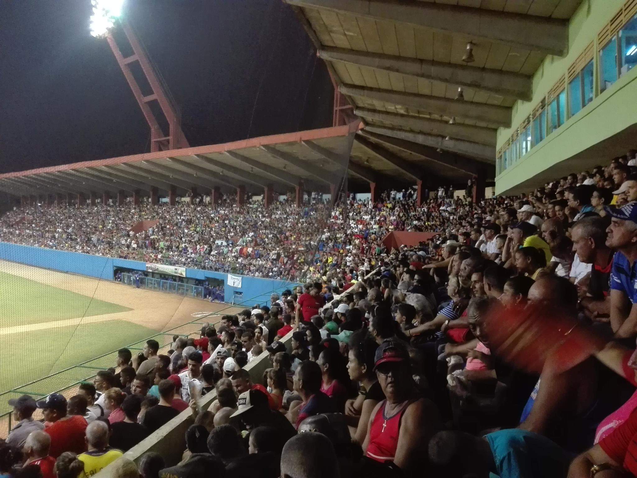 Béisbol, Gallos, Industriales, Sancti Spíritus