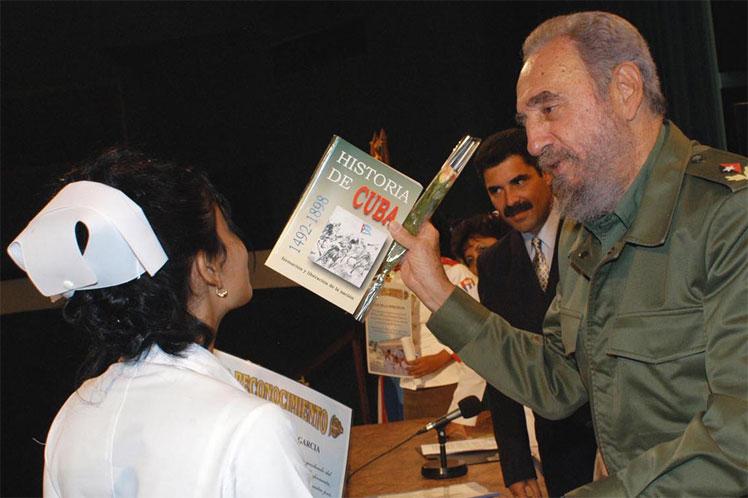 cuba, fidel castro, presidente de cuba, miguel diaz-canel, medicos cubanos