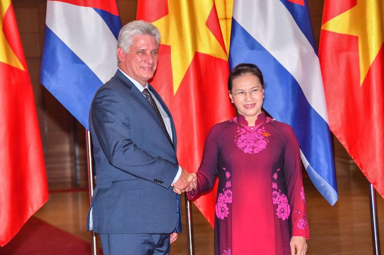 cuba, vietnam, presidente de cuba en vietnam, miguel diaz-canel