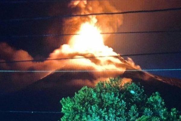 guatemala, volcan de fuego