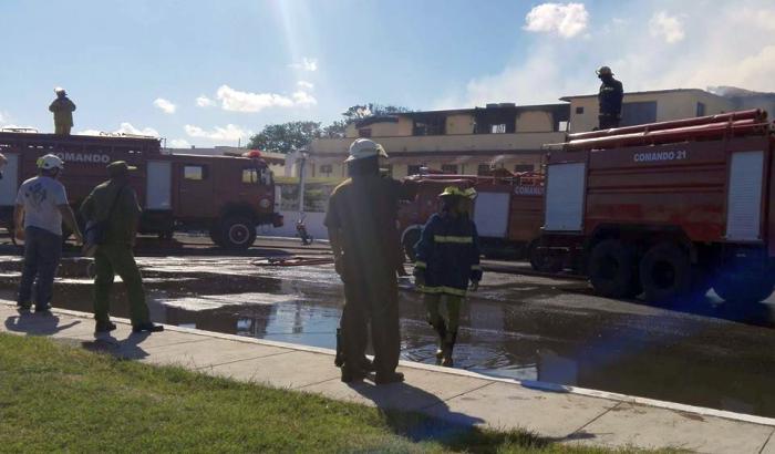 la habana, incendio, bomberos, san carlos de la cabaña, fiart, feria del libro 2018