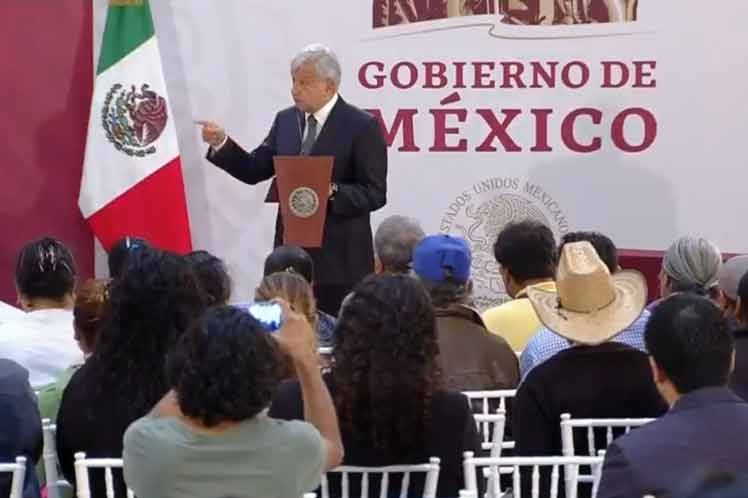 mexico, estudiantes normalistas, manuel lopez obrador, ayotzinapa