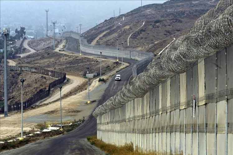 Donald Trump, Congreso, frontera, México