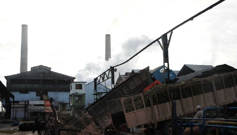 sancti spiritus, zafra azucarera, central melanio hernandez, central uruguay