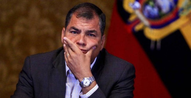 Correa estimó que América Latina vive un momento muy duro, pero expresó confianza en la reacción de los pueblos. (Foto: EFE)