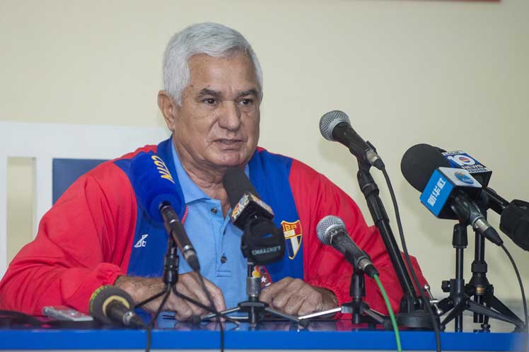 Vélez remarcó que el acuerdo es un reconocimiento al béisbol cubano. (Foto: PL)