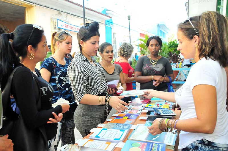 Este domingo concluye la Feria del Libro en Sancti Spíritus. (Foto: Lisandra Gómez)