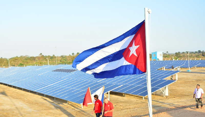 En el municipio de Yaguajay se han construido tres parques solares. (Foto: Vicente Brito / Escambray)