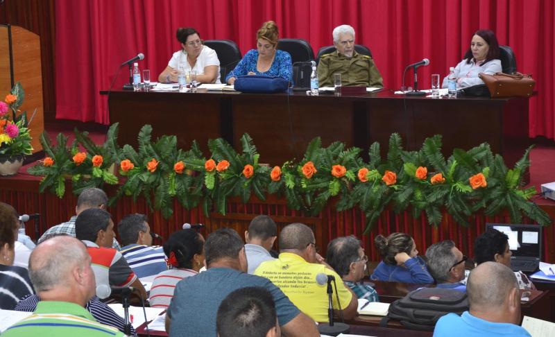 sancti spiritus, construccion de viviendas, ramiro valdes