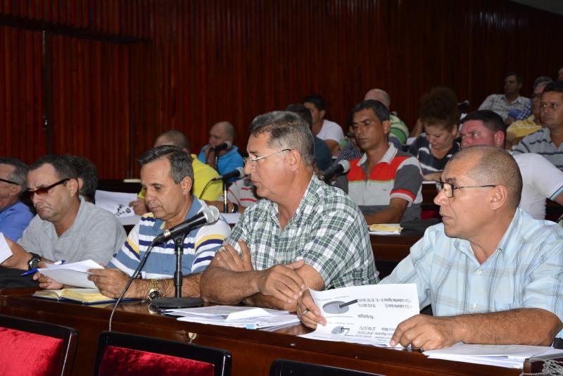 sancti spiritus, construccion de viviendas, ramiro valdes