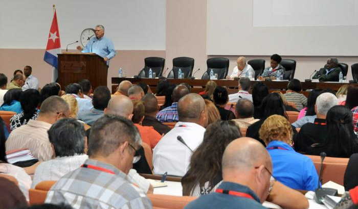 cuba, presidente de cuba, miguel diaz-canel, consejo de la administracion, produccion de alimentos, atencion a la poblacion