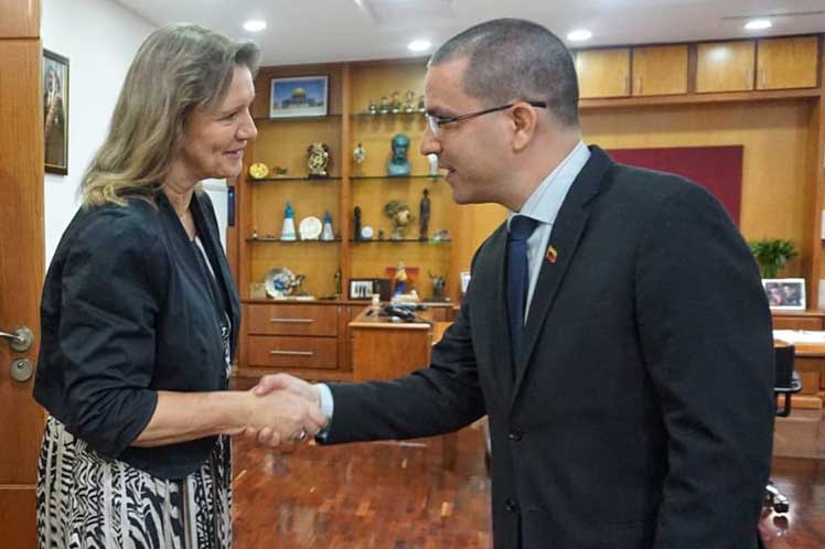 La comitiva prepara la visita a Venezuela de la alta comisionada de la ONU para los Derechos Humanos Michele Bachelet. (Foto: PL)