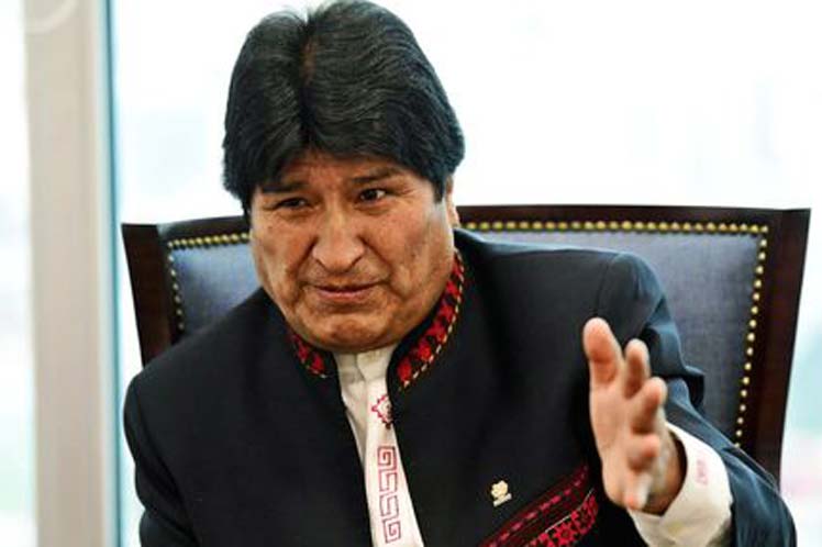 Ahora Bolivia es conocida y lo que ofrecen es invertir, ser socios, indicó Evo. (Foto: PL)