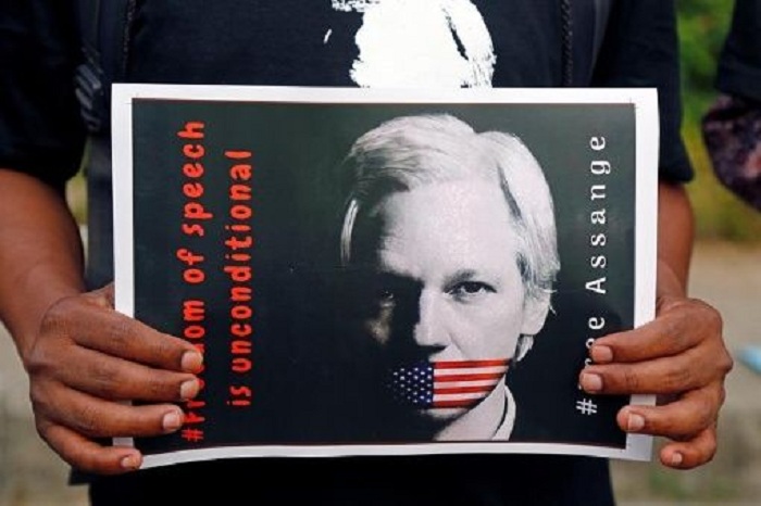 julian assange, ee.uu