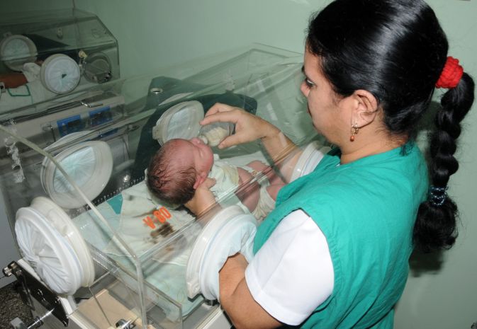 Las mujeres conforman casi el 70 por ciento de la masa trabajadora de la rama de la salud en Sancti Spíritus.