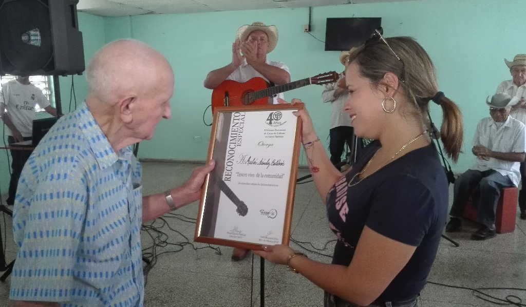 sancti spiritus, parranda tipica de arroyo blanco, casa de cultura