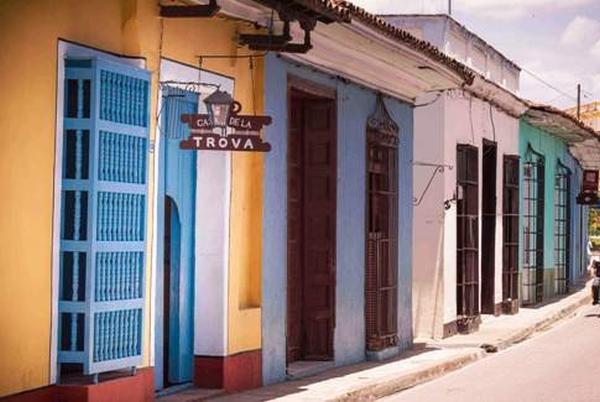 sancti spiritus, casa de la trova, trova espirituana