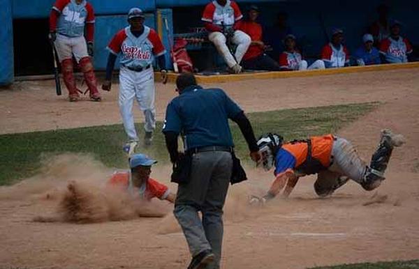 Béisbol sub 23, Gallitos, Sancti Spíritus