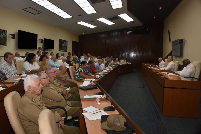 La sesión estuvo encabezada por el presidente Miguel Díaz-Canel. (Foto: Estudios Revolución)