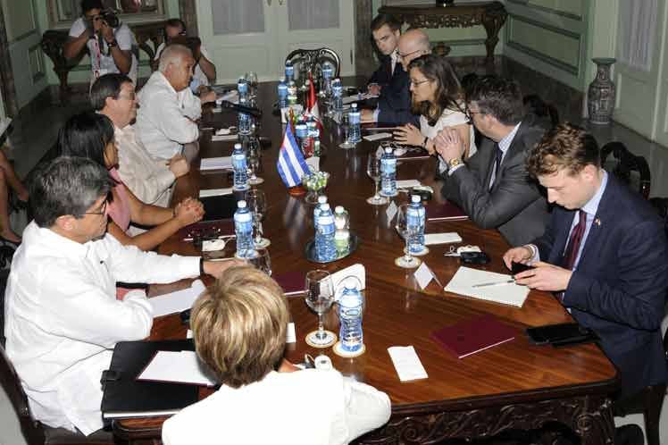 Bruno agradeció a Freeland la tradicional oposición de Canadá al bloqueo de Estados Unidos contra Cuba. (Foto: PL)