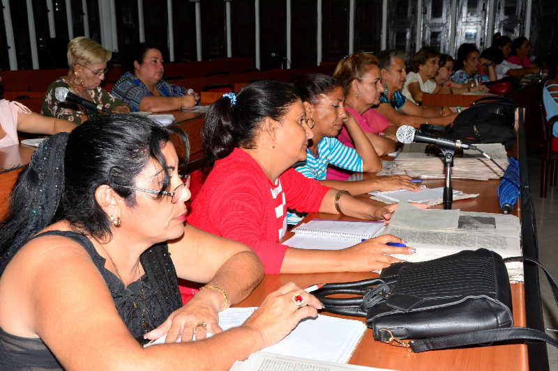 sancti spiritus, fmc, ley helms-burton, federacion de mujeres cubanas