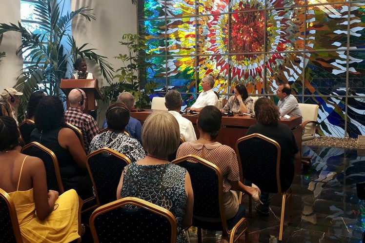 Díaz-Canel trasladó el agradecimiento de los cubanos por la valiosa labor de solidaridad que realizan los Pastores por la Paz. (Foto: Presidencia Cuba)
